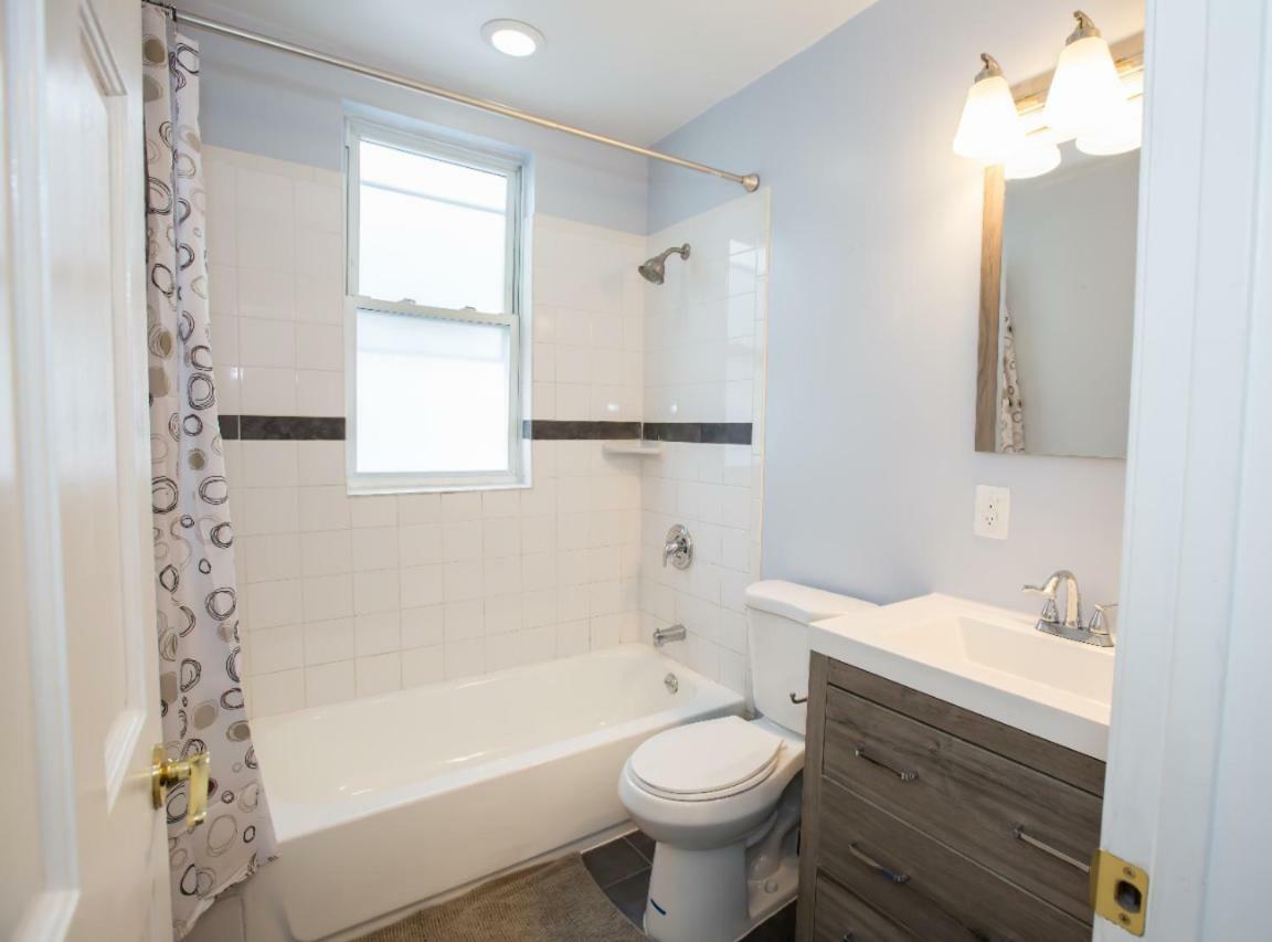 3-min Walk To Petworth Metro Station ;10 Mins To Convention Center: Private Cozy And Quiet Bedroom And Bathroom Distrito de Colúmbia